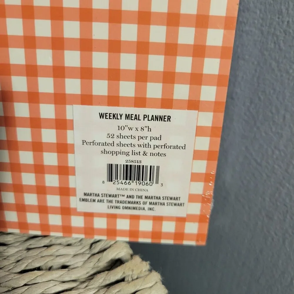Martha Stewart Weekly Meal Planner 10 x 8 Magnetic and Removable Grocery List